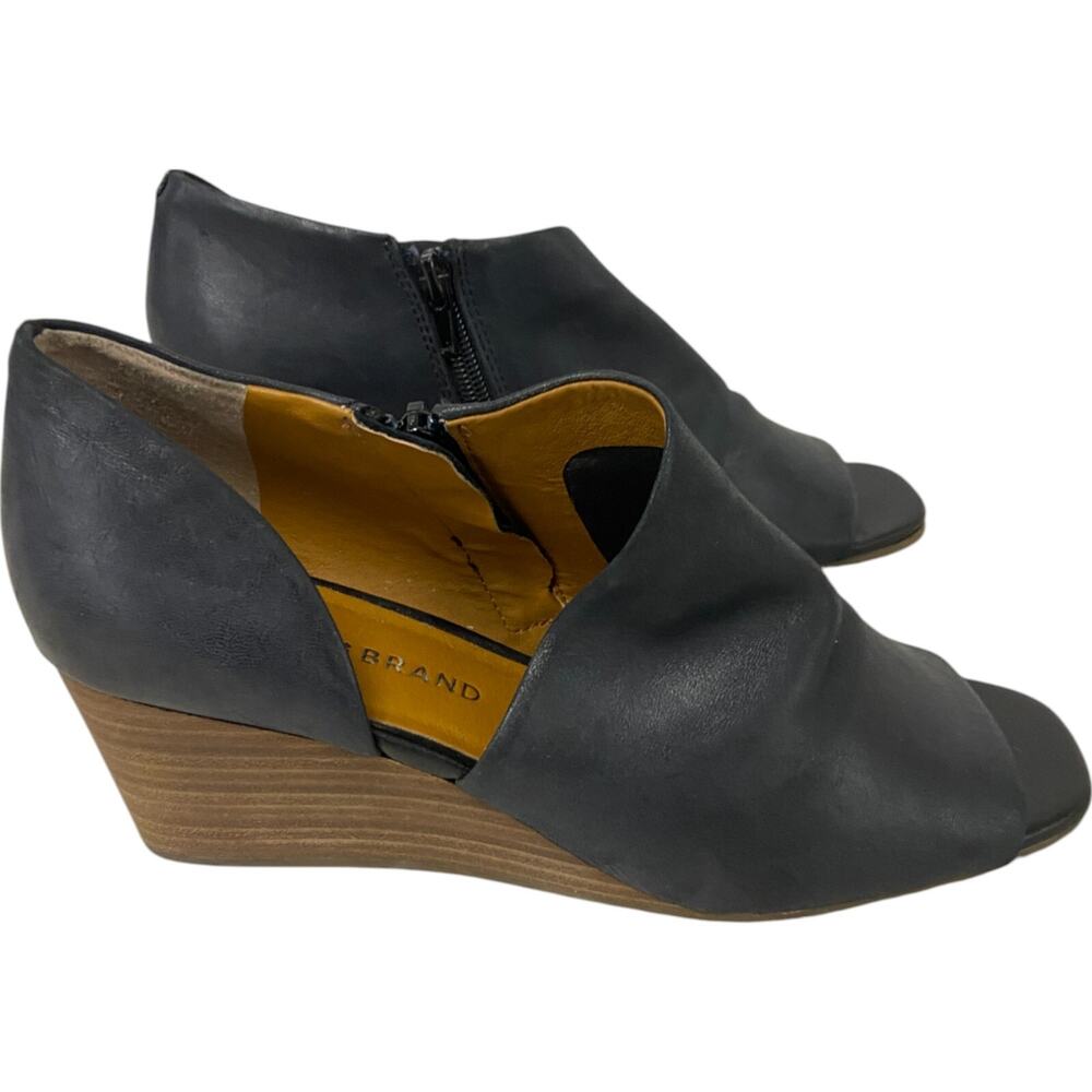 Lucky Brand Jaxy Peep Toe Wedge Sandals Womens Size 7.5m Black Leather Upper